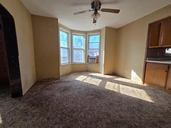 $29,900 | 425 6th Street, Tracy, MN 56175