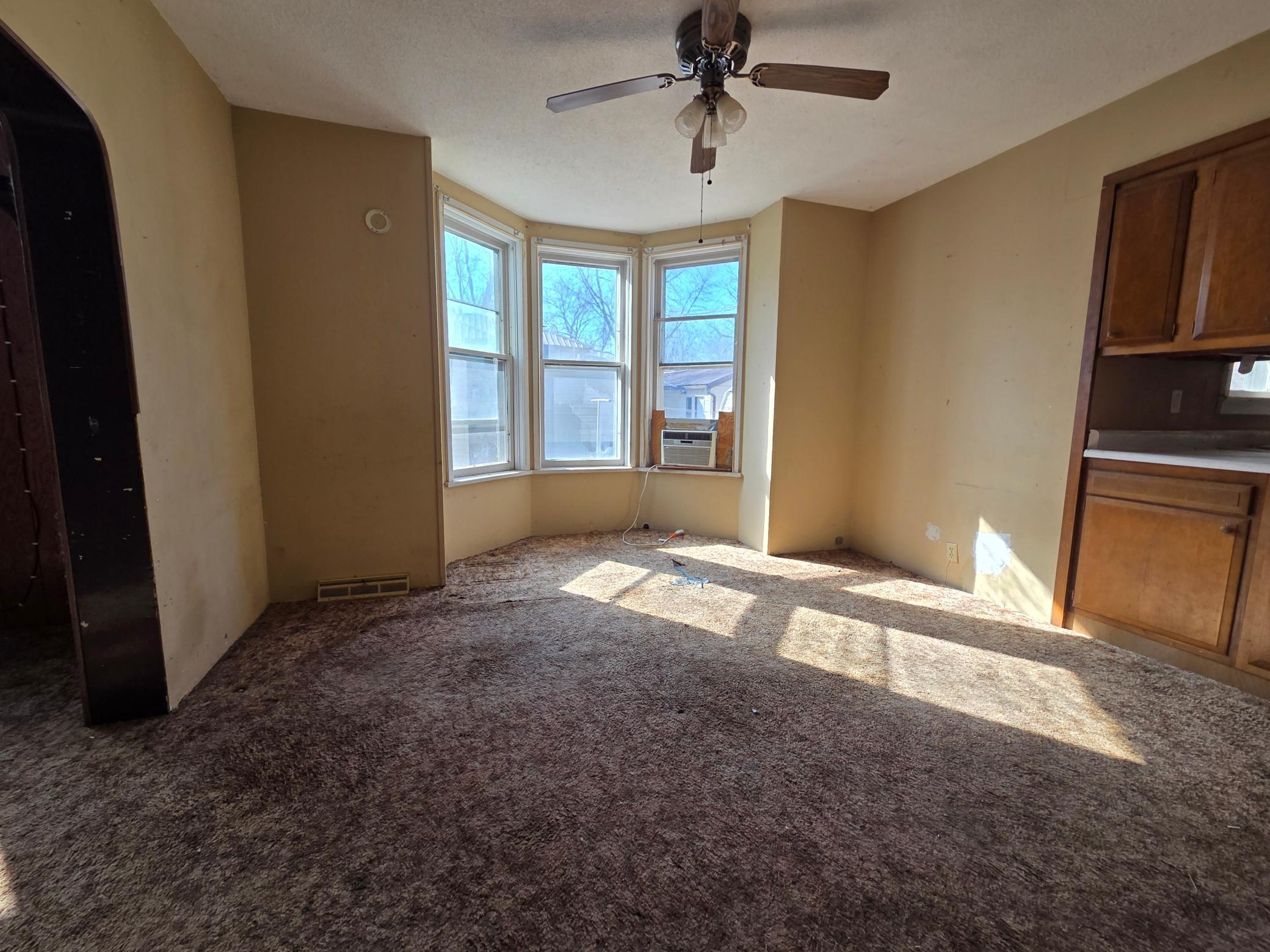 425 6th Street Tracy, MN 56175 - Photo 6 of 37