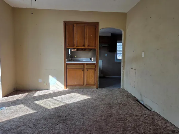 $29,900 | 425 6th Street, Tracy, MN 56175