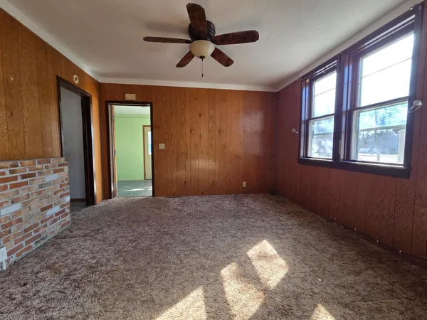 $29,900 | 425 6th Street, Tracy, MN 56175