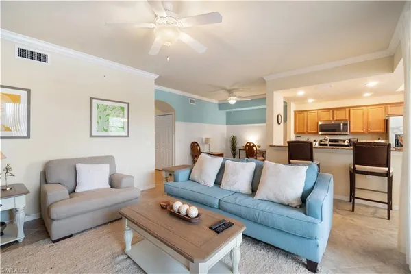 $525,000 | 9727 Acqua Court, Unit 436, Naples, FL 34113