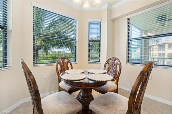 $525,000 | 9727 Acqua Court, Unit 436, Naples, FL 34113