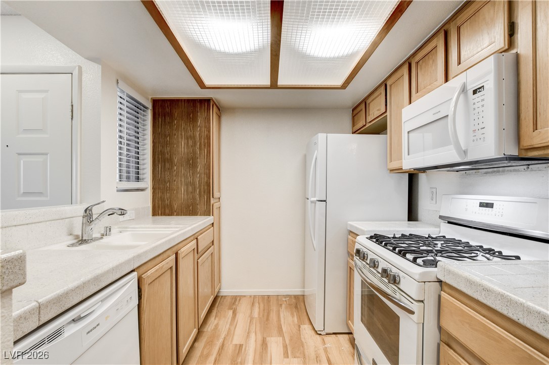 7100 West Pirates Cove Road, Unit 1126 Las Vegas, NV 89145 - Photo 16 of 43