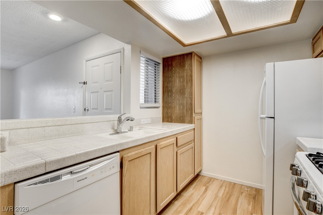 7100 West Pirates Cove Road, Unit 1126 Las Vegas, NV 89145 - Photo 20 of 35