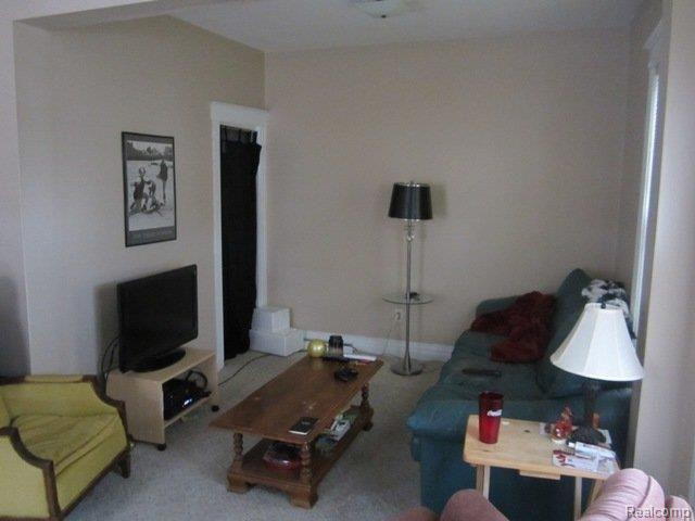 205 Haltiner Street River Rouge, MI 48218 - Photo 4 of 25 065.JPG