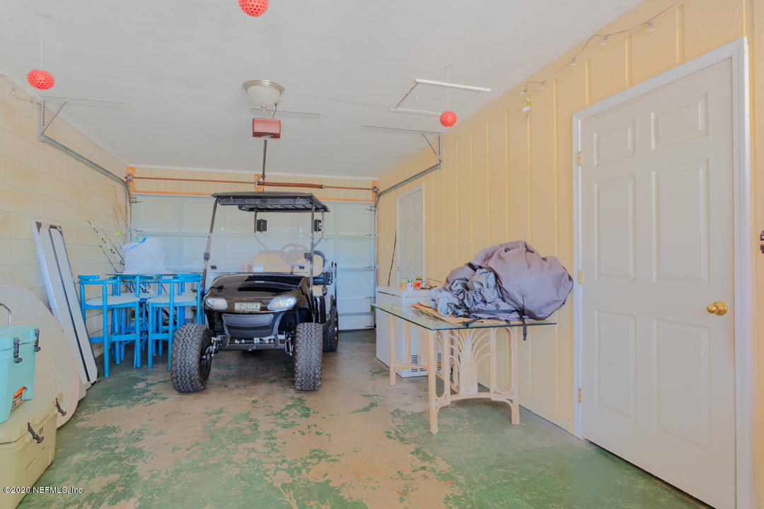 6540 Brooklyn Bay Road Keystone Heights, FL 32656 - Photo 30 of 41 1 of 2 Garages