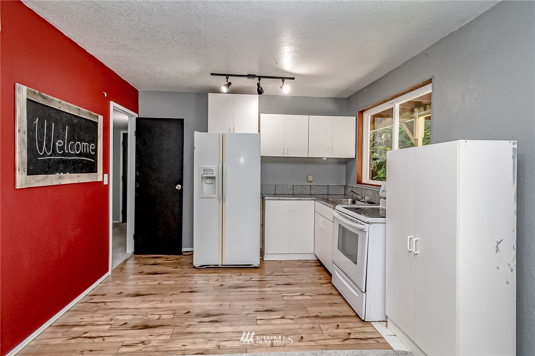 21022 Echo Lake Road Snohomish, WA 98296 - Photo 13 of 16 Gallery Image 13