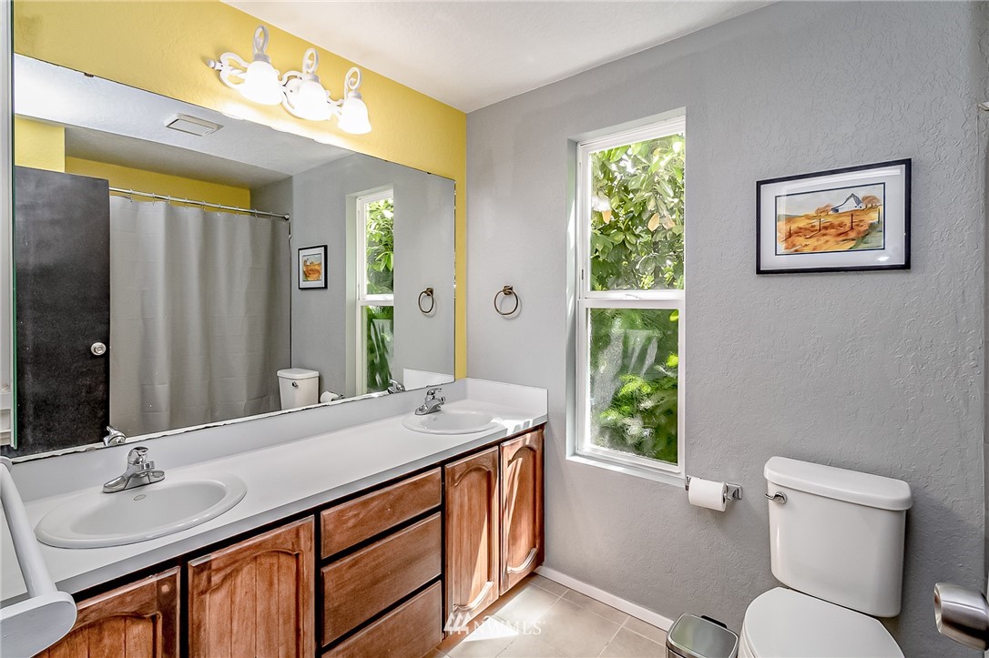 21022 Echo Lake Road Snohomish, WA 98296 - Photo 7 of 16 Gallery Image 7