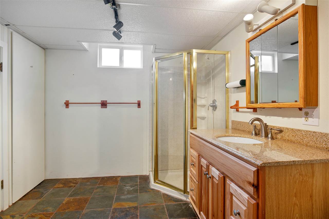 504 North Raymond Road Spokane Valley, WA 99206 - Photo 15 of 20