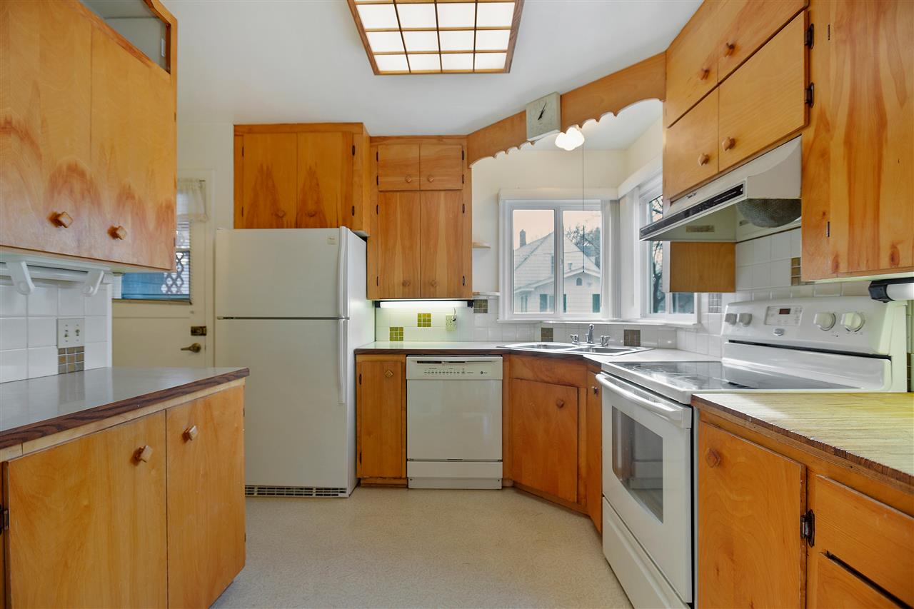 504 North Raymond Road Spokane Valley, WA 99206 - Photo 8 of 20