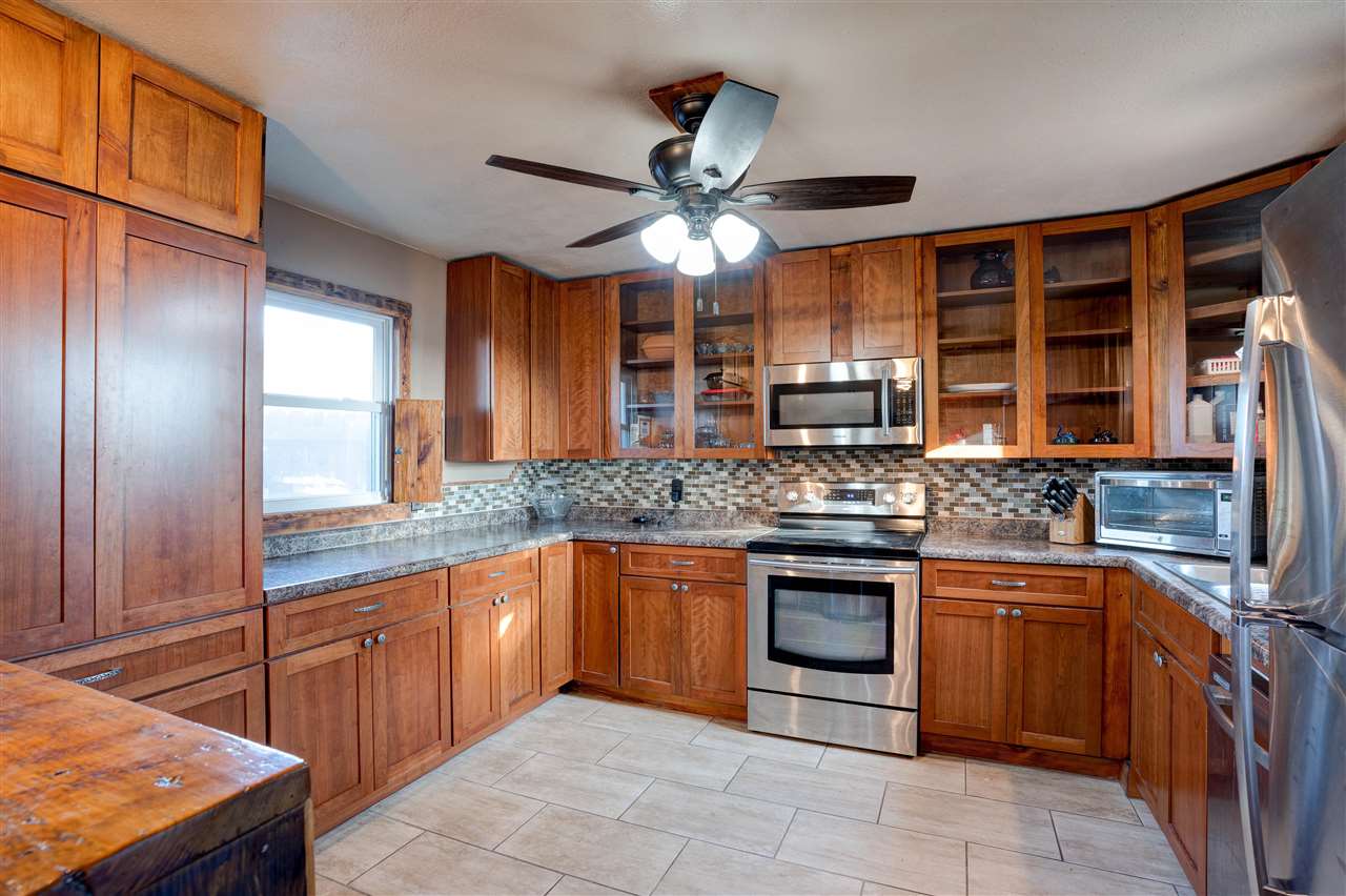 427 Buckeye Road West Liberty, IA 52776 - Photo 10 of 39 Gallery Image 10