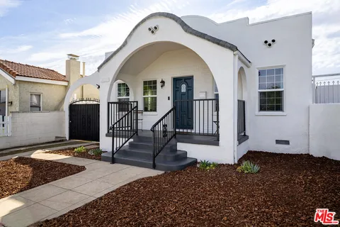 $805,000 | 1432 West 91st Street, Los Angeles, CA 90047
