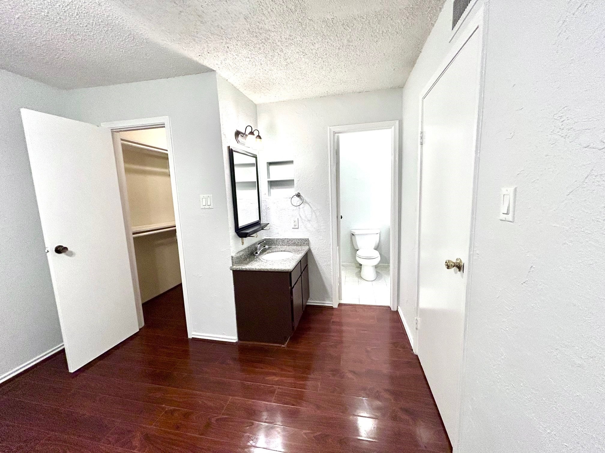2750 Holly Hall Street, Unit 1014 Houston, TX 77054 - Photo 10 of 20
