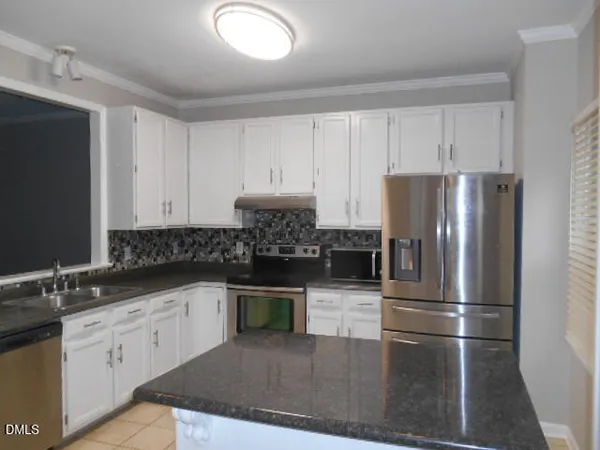 $290,000 | 104 Charter Court, Cary, NC 27511