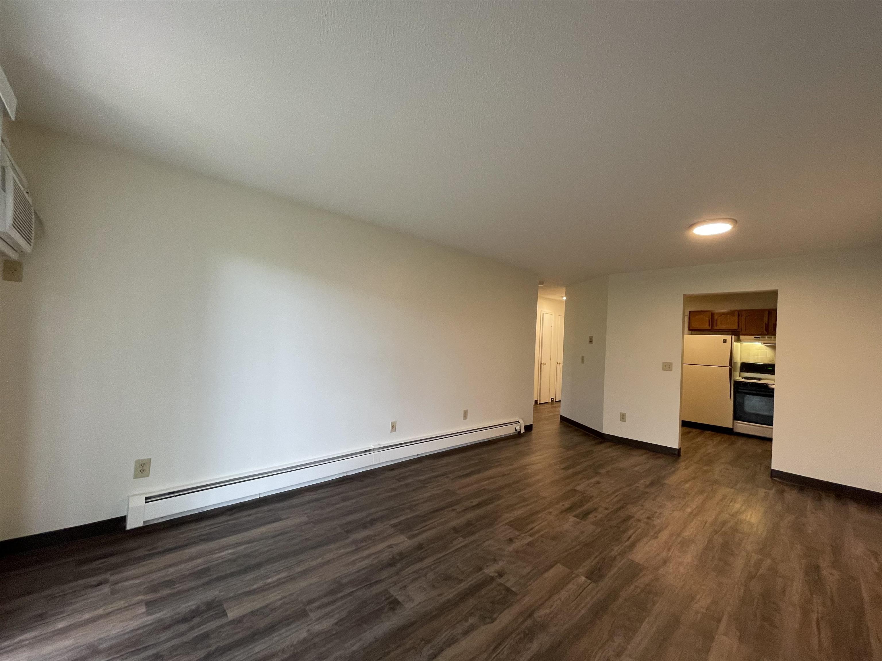 379 Huse Road, Unit 8 Manchester, NH 03103 - Photo 23 of 45