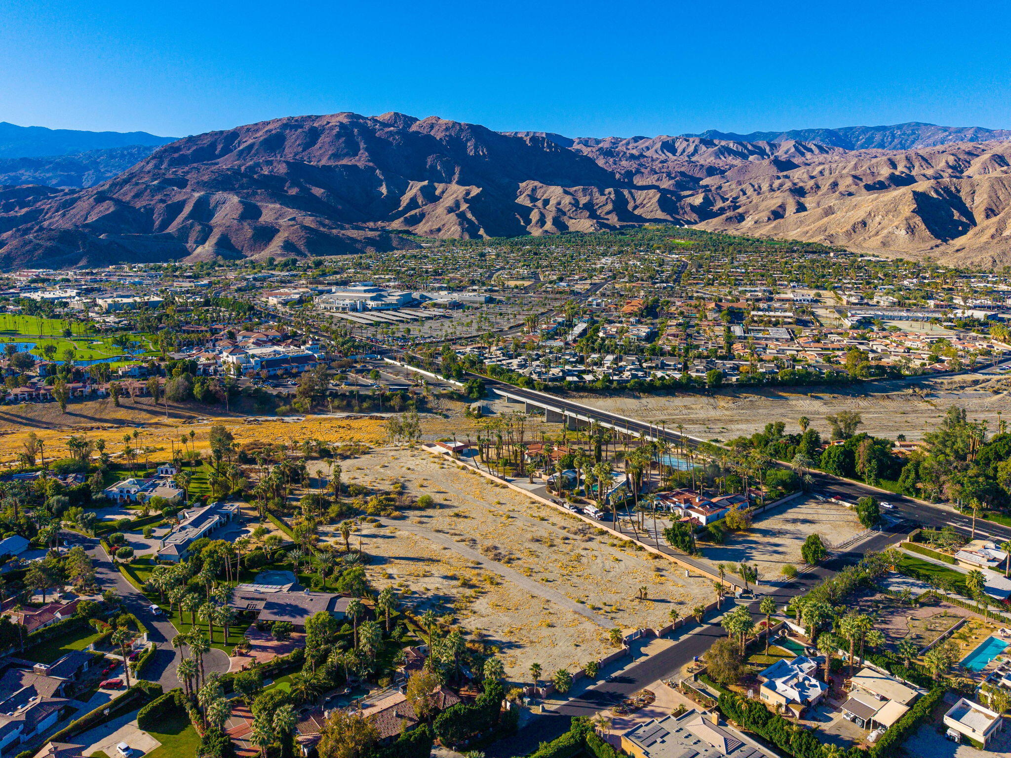 72111 Clancy Lane Rancho Mirage, CA 92270 - Photo 4 of 8 a view of a city with an ocean view