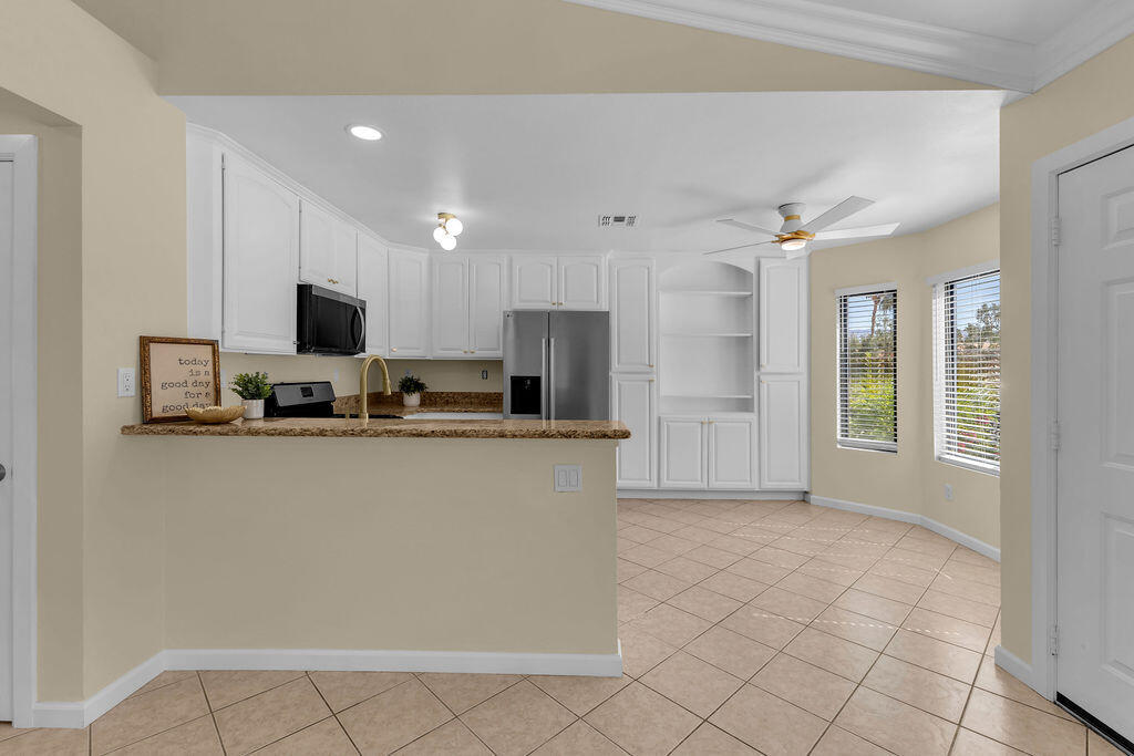 40780 Breezy Pass Road, Unit A Palm Desert, CA 92211 - Photo 10 of 46 IMG_5878