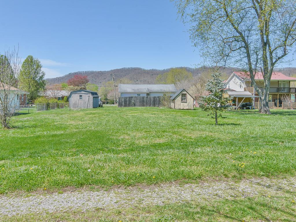 130 Witcher Street Erwin, TN 37650 - Photo 13 of 16 Photo 13