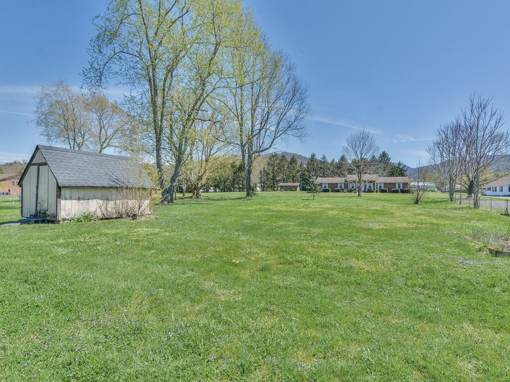 130 Witcher Street Erwin, TN 37650 - Photo 14 of 16 Photo 14