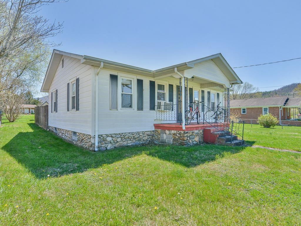 130 Witcher Street Erwin, TN 37650 - Photo 2 of 16 Photo 2