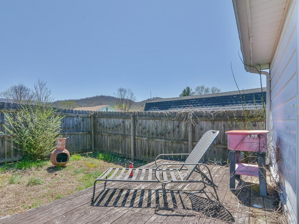 130 Witcher Street Erwin, TN 37650 - Photo 7 of 16 Photo 7