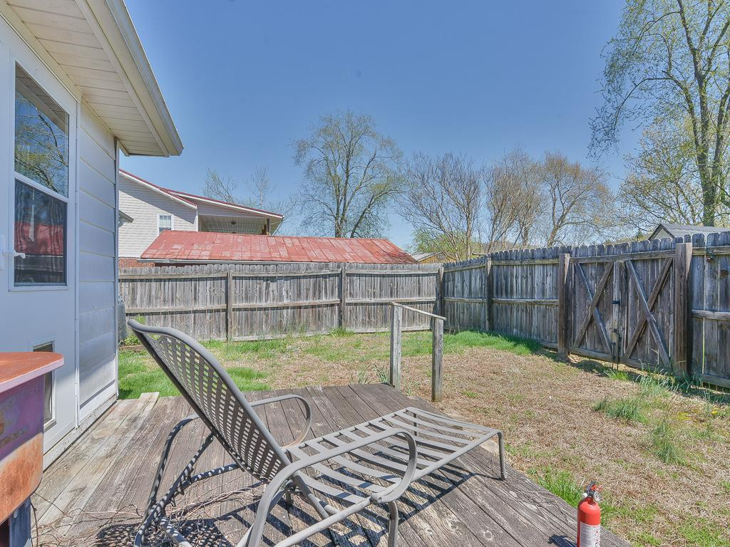 130 Witcher Street Erwin, TN 37650 - Photo 8 of 16 Photo 8