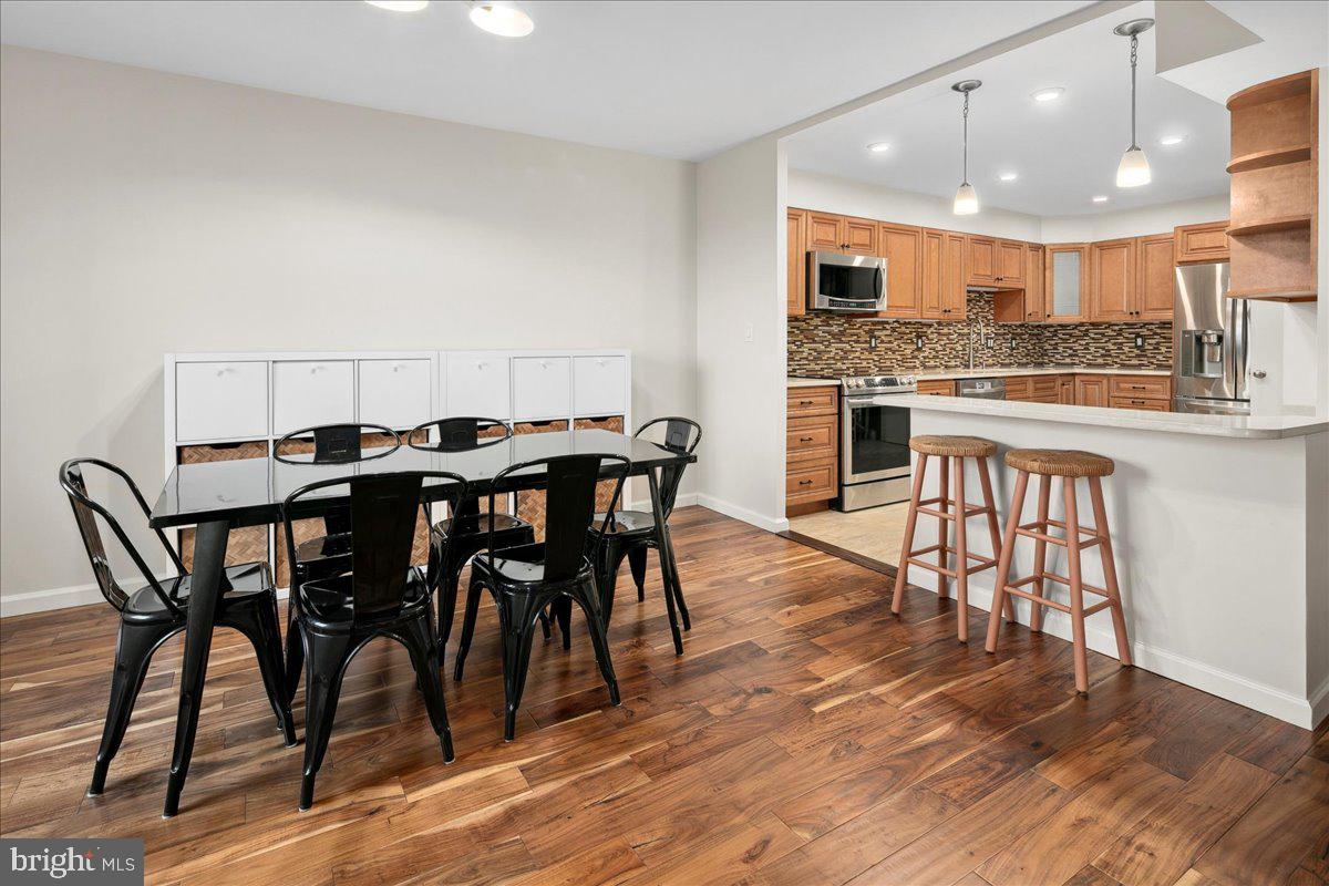 5901 Mt Eagle Drive, Unit 802 Alexandria, VA 22303 - Photo 20 of 52