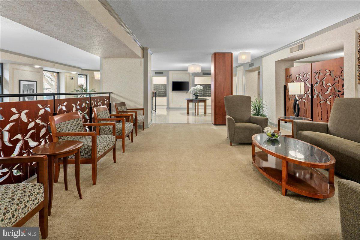 5901 Mt Eagle Drive, Unit 802 Alexandria, VA 22303 - Photo 5 of 52