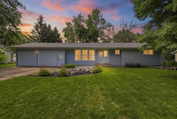 $289,900 | 2921 River Drive, Plover, WI 54467
