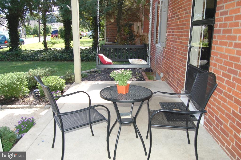 1516 Esbenshade Road Lancaster, PA 17601 - Photo 3 of 21 Gallery Image 3