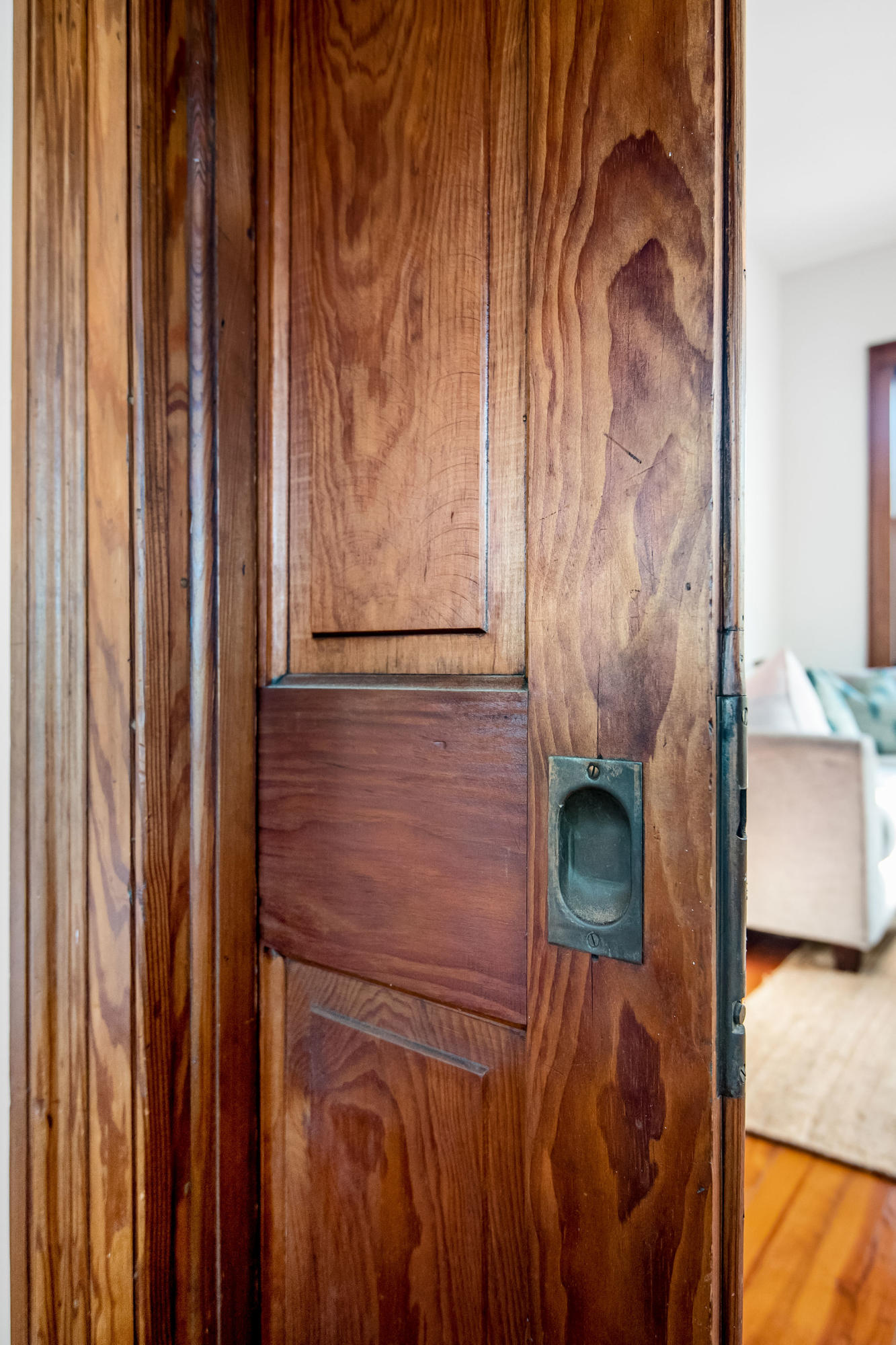 34 Rutledge Avenue Charleston, SC 29401 - Photo 15 of 53 Fully restored pocket doors