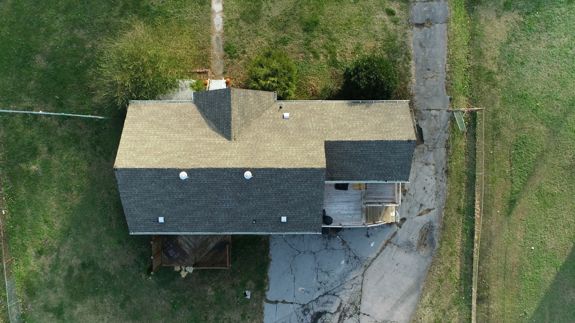 819 Neelys Bend Road Madison, TN 37115 - Photo 48 of 48 an aerial view of a house with a yard