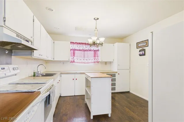 $289,000 | 2421 Jayme Street, Pahrump, NV 89048