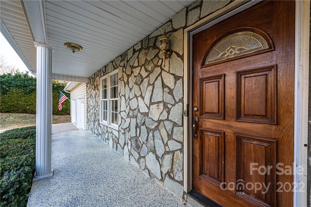 3496 Raintree Drive Hudson, NC 28638 - Photo 11 of 45 Gallery Image 11