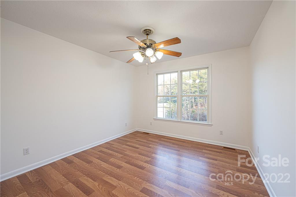 3496 Raintree Drive Hudson, NC 28638 - Photo 20 of 45 Gallery Image 20