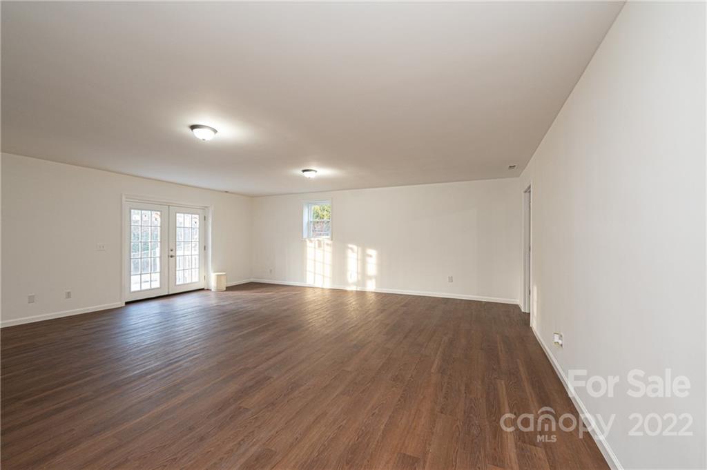 3496 Raintree Drive Hudson, NC 28638 - Photo 28 of 45 Gallery Image 28