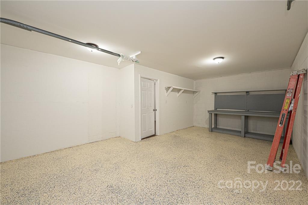 3496 Raintree Drive Hudson, NC 28638 - Photo 33 of 45 Gallery Image 33