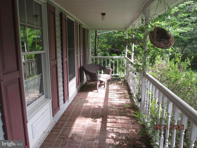 11778 Thomas Spring Road Monrovia, MD 21770 - Photo 4 of 19 Exterior (General)