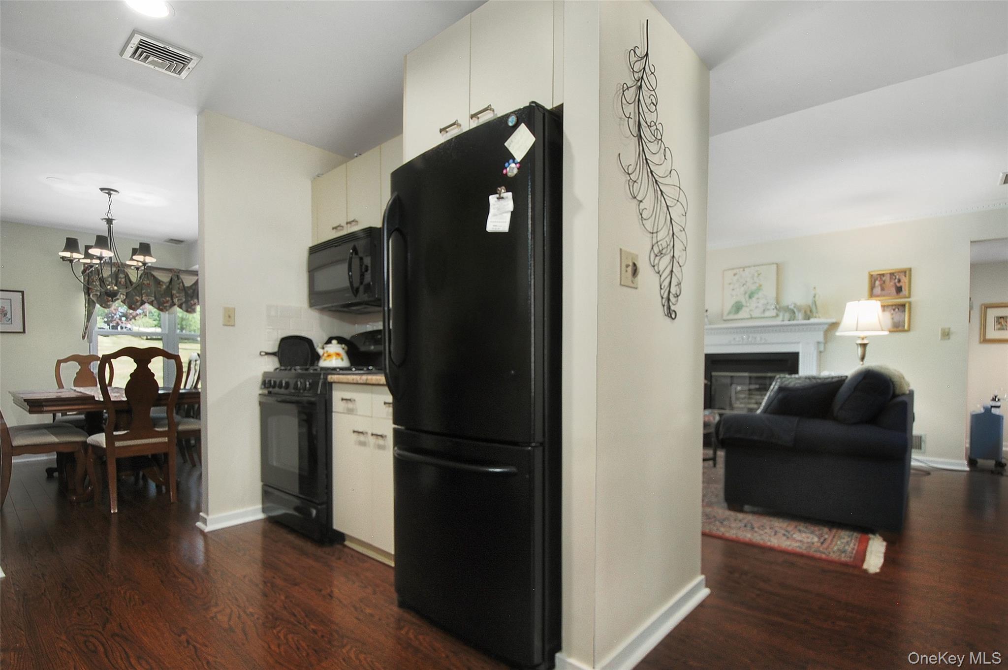 407 Arlin Road, Unit 407 Monroe, NY 10950 - Photo 17 of 33 with view of living room & dining room