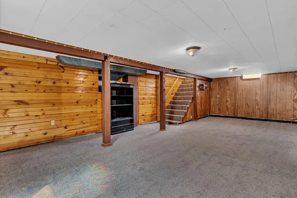 $180,000 | 813 Augusta Avenue Southeast, Willmar, MN 56201