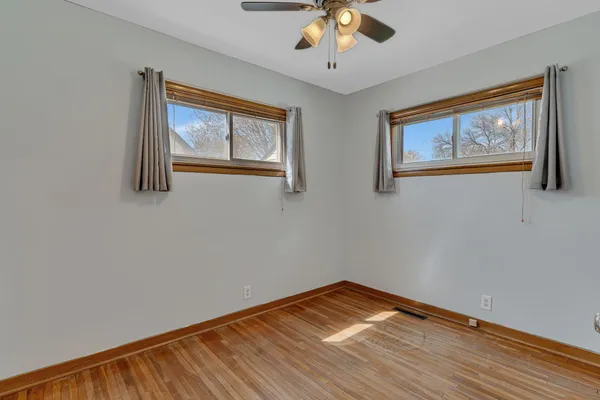 $180,000 | 813 Augusta Avenue Southeast, Willmar, MN 56201