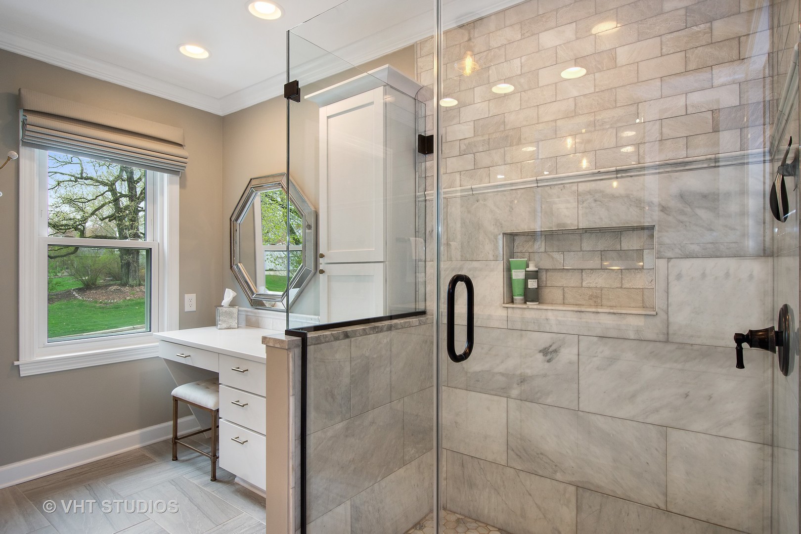 415 North Valley Road Barrington, IL 60010 - Photo 14 of 36 a view of a bathroom with a window and tub
