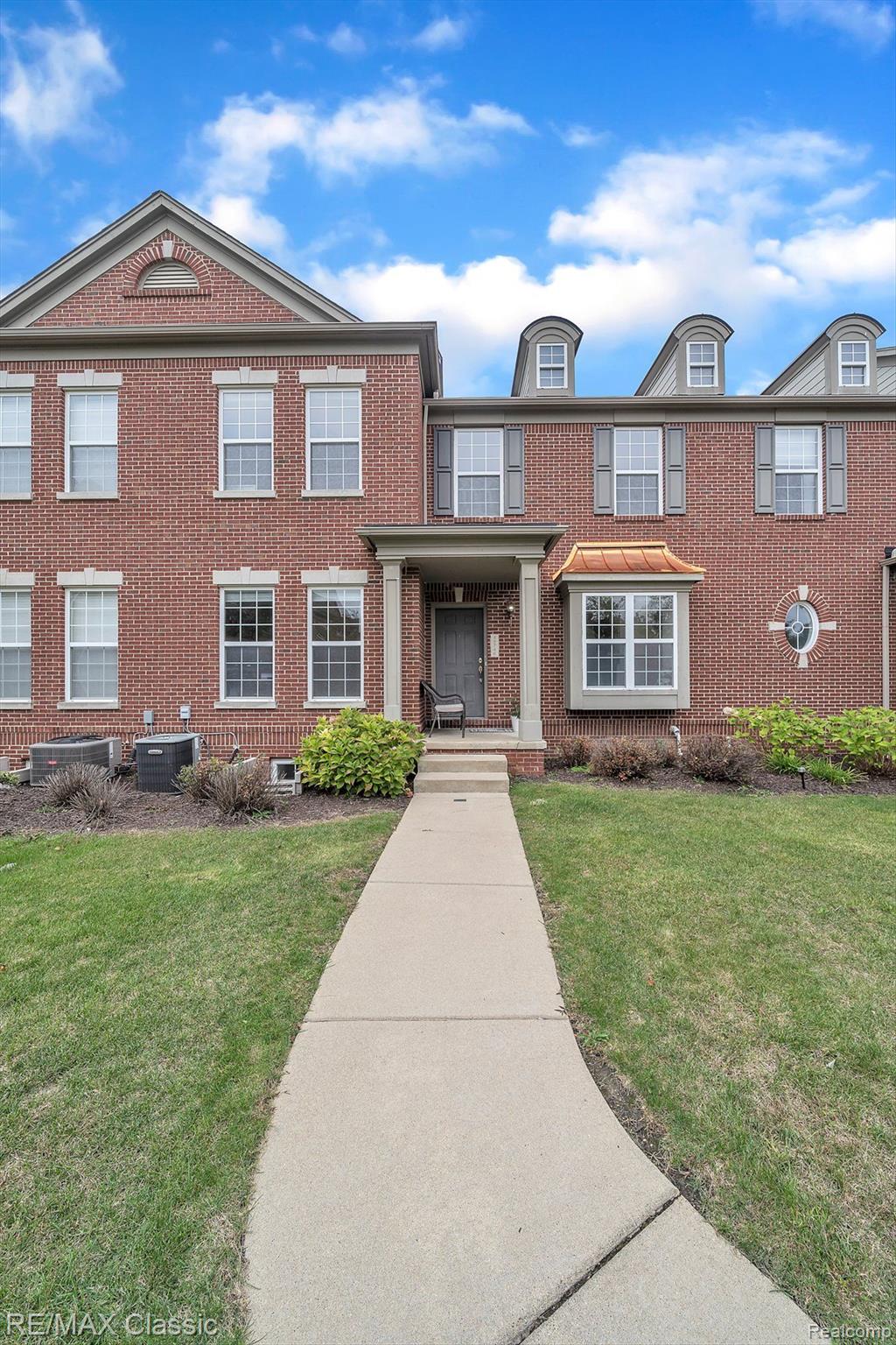 49746 Potomac Road Canton, MI 48188 - Photo 6 of 46 Gallery Image 6