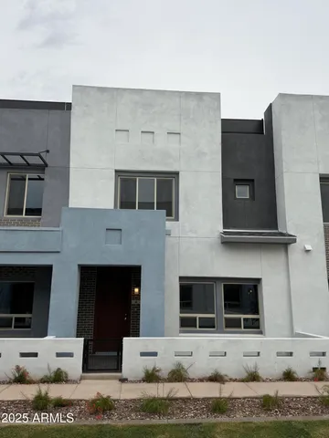 $2,250 | 733 East Commonwealth Avenue, Unit 6, Chandler, AZ 85225