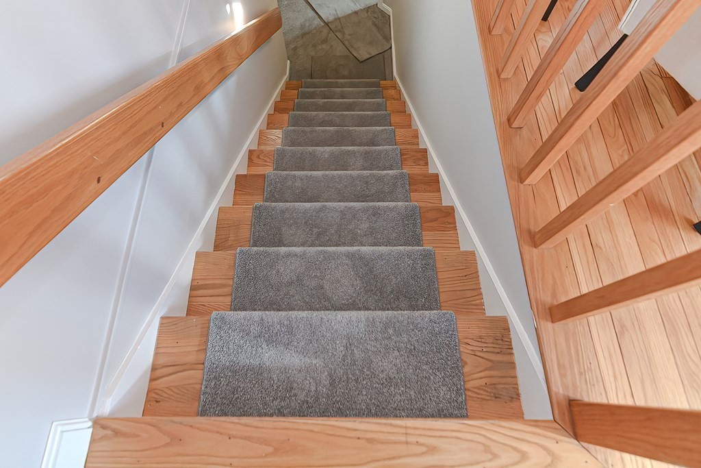 11 Hill Top Road Wellesley, MA 02482 - Photo 34 of 42 Gallery Image 34