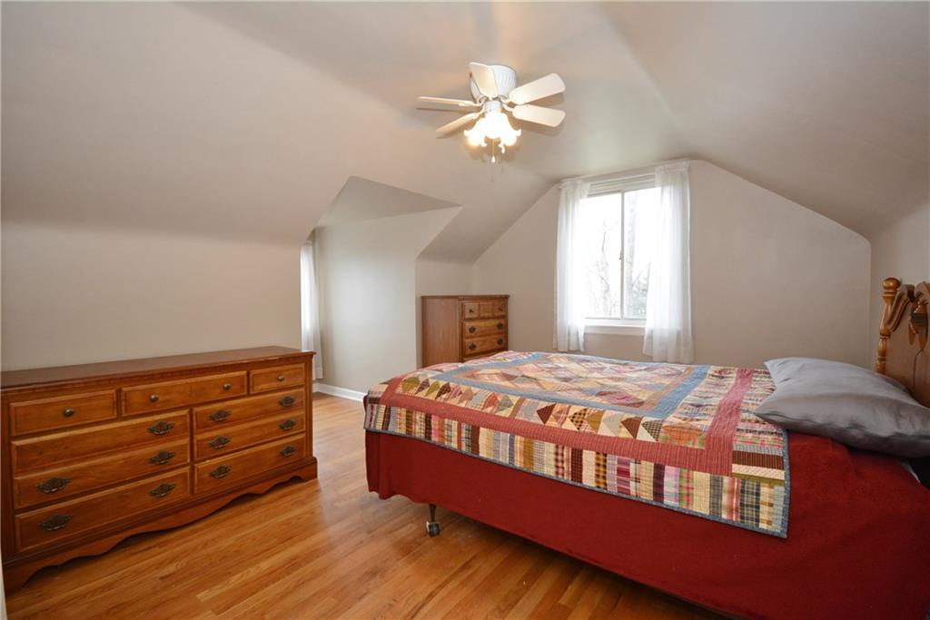 3344 Comanche Road Upper St. Clair, PA 15241 - Photo 14 of 25 3rd Bedroom - Upper Level