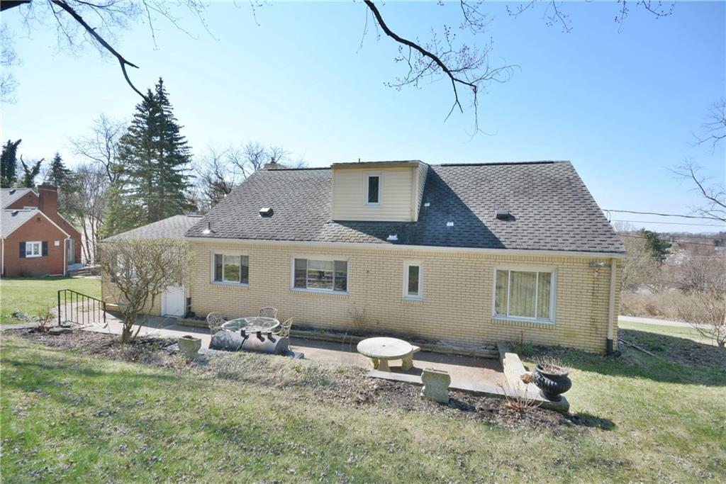 3344 Comanche Road Upper St. Clair, PA 15241 - Photo 22 of 25 Back Exterior/ Large Patio Great for Entertaining