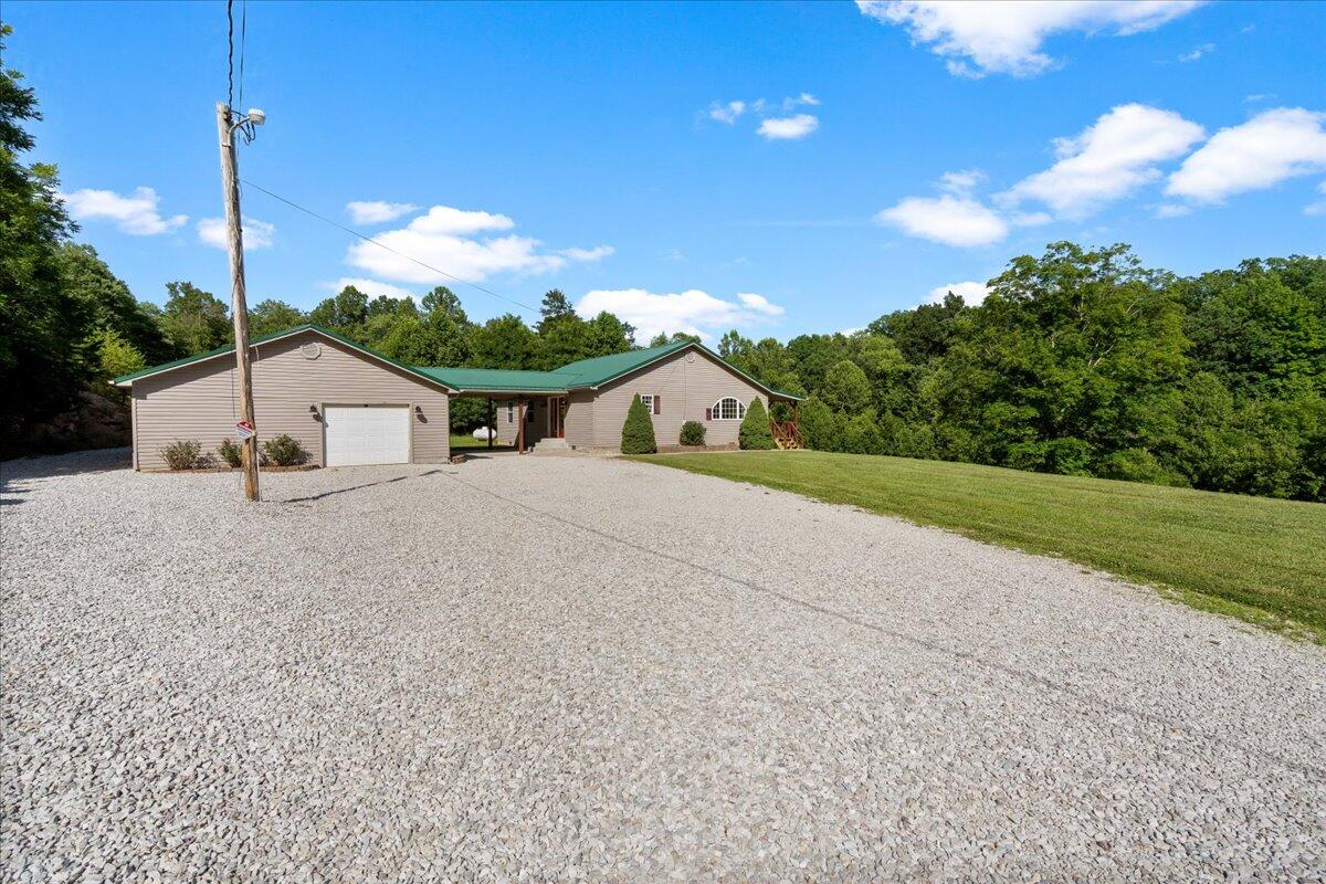 3449 Barkers Branch Road Zoe, KY 41397 - Photo 34 of 58 34-IVA09147