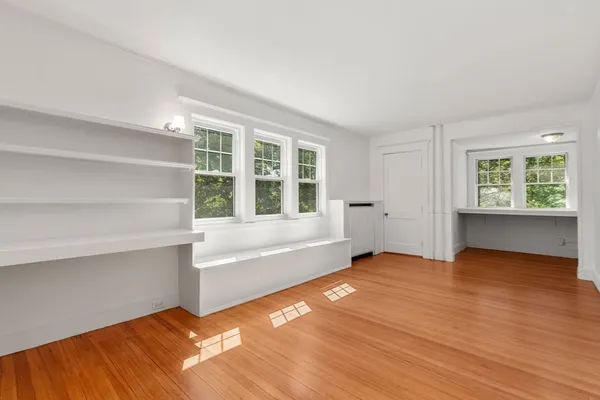$2,250,000 | 9-11 Hampden Street, Wellesley, MA 02482