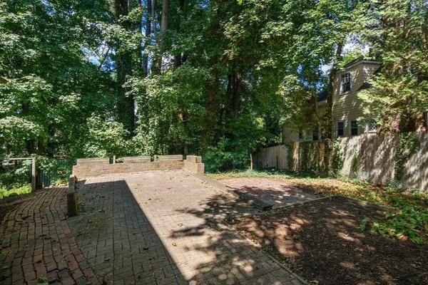 $2,250,000 | 9-11 Hampden Street, Wellesley, MA 02482